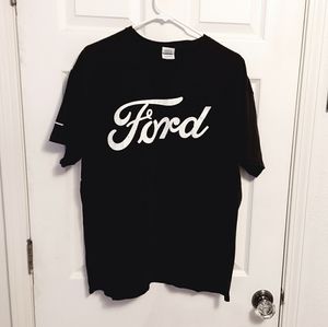 🛻 NWOT 🔥 Ford t-shirt 💯🚗🚘🏍🏎